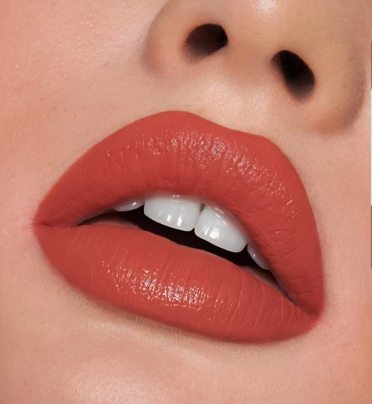 💄💎 رژ لب مایع لاکچری کوین 148💎💄